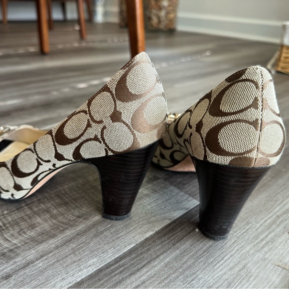 🤎😍COACH Shabby Chic Heels - Picture 7 of 11